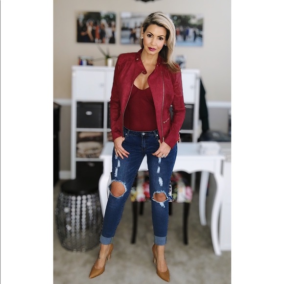 Burgundy Corset Style Textured Bodysuit - Picture 5 of 7